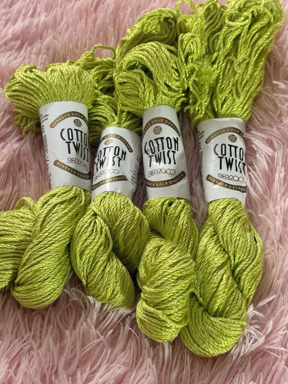 Berroco Cotton Twist Yarn 4 Skeins Lime Green 8372